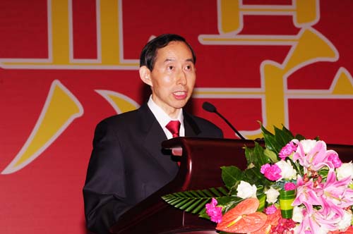 4、中國國際文化傳播中心執(zhí)行主席龍宇翔在紀(jì)念活動上發(fā)表講話。.jpg