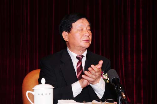 2、中國國際文化傳播中心第一副主席唐天標宣讀東南聯(lián)絡部領導成員任職決定。.jpg
