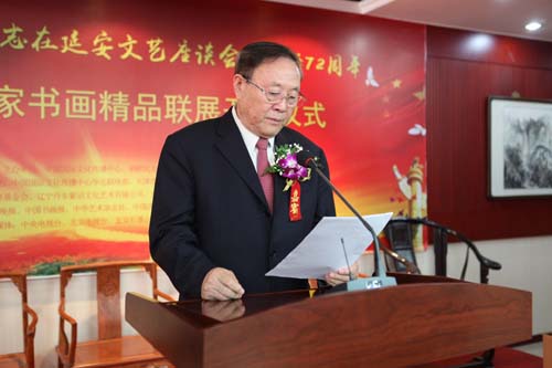 2、中國(guó)國(guó)際文化傳播中心副主席胡彥林在開(kāi)幕式上致辭.jpg