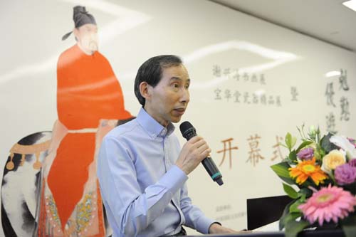 全國政協(xié)委員,中國國際文化傳播中心黨組書記、執(zhí)行主席龍宇翔.jpg