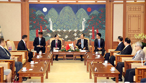 2 雙方舉行會談.jpg