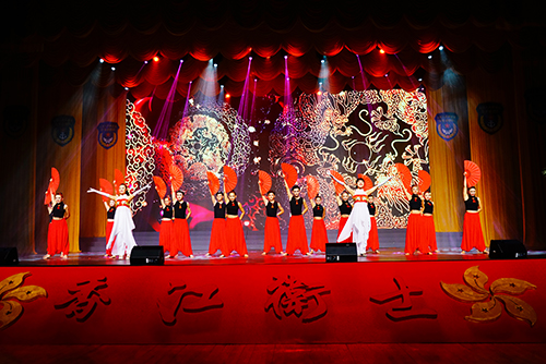 6、北京心靈呼喚殘疾人藝術(shù)團(tuán)表演節(jié)目.jpg